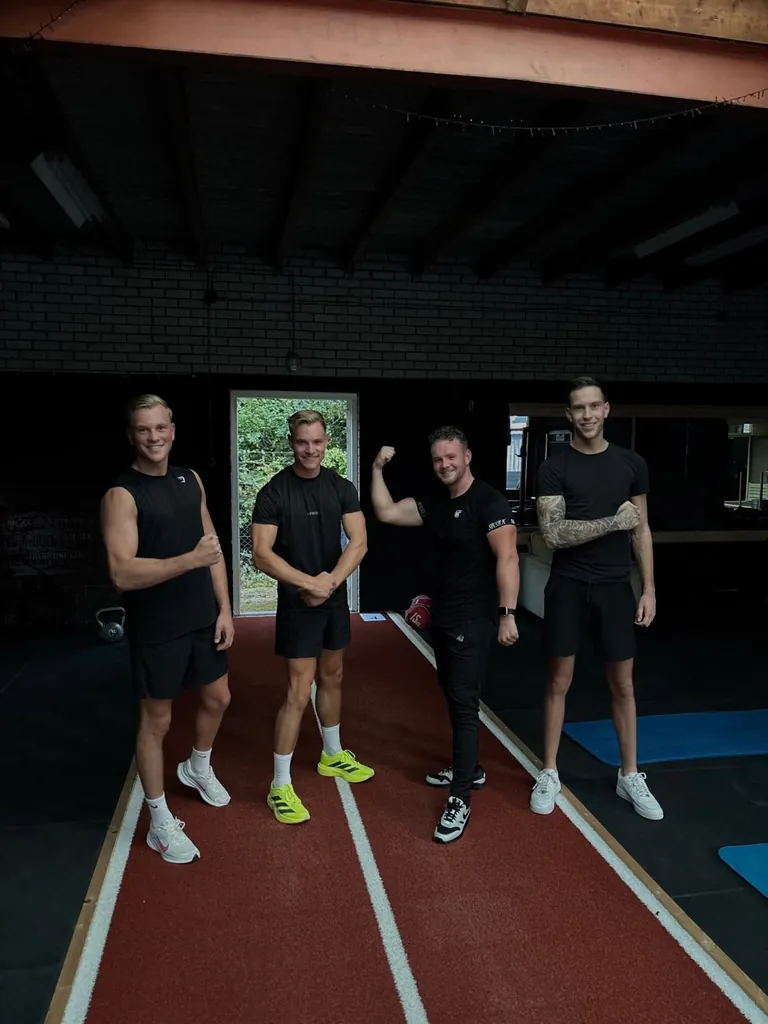 Deelnemers op de sprintbaan van NEO VITA